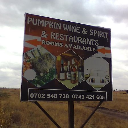 PUMPKIN BAR and RESTAURANT Hotel Machakos Bagian luar foto